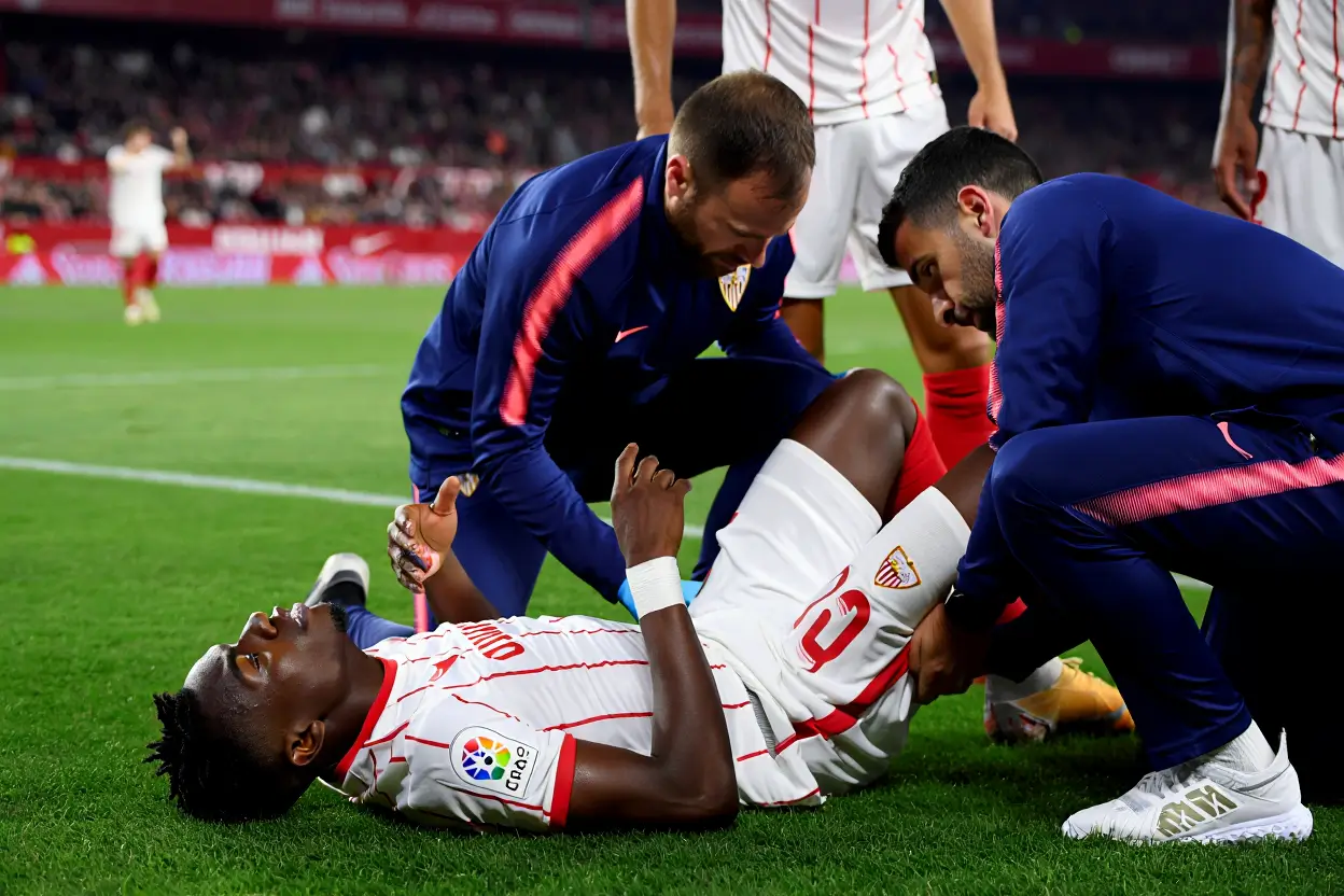 Akor Adams se vuelve a lesionar y no jugará contra el Girona