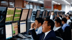 La fiesta bursátil de China oculta una economía cargada de dudas y deudas
