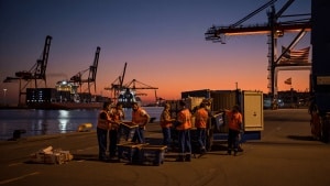 Spanish exports to USA fall by 10% as result of Trump's trade tariff war, with one industry dropping by half