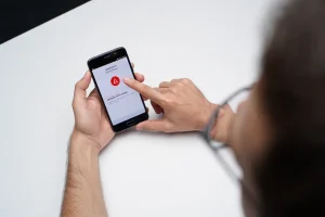 Xiaomi avisa: su última actualización soluciona un fallo gravísimo en decenas de móviles (instálala)