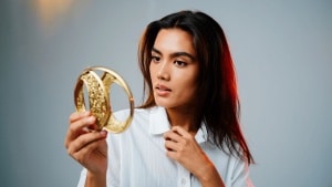 El broche, el accesorio que no sabías que necesitabas: 10 maneras de incluirlo en tus looks