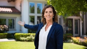 Natalia de Santiago, experta en finanzas: "A partir de los 40, una casa en propiedad puede ser una ventaja de cara a la jubilación"
