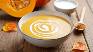 Crema de calabaza con leche de coco: una receta diferente e ideal para disfrutar de la verdura del otoño