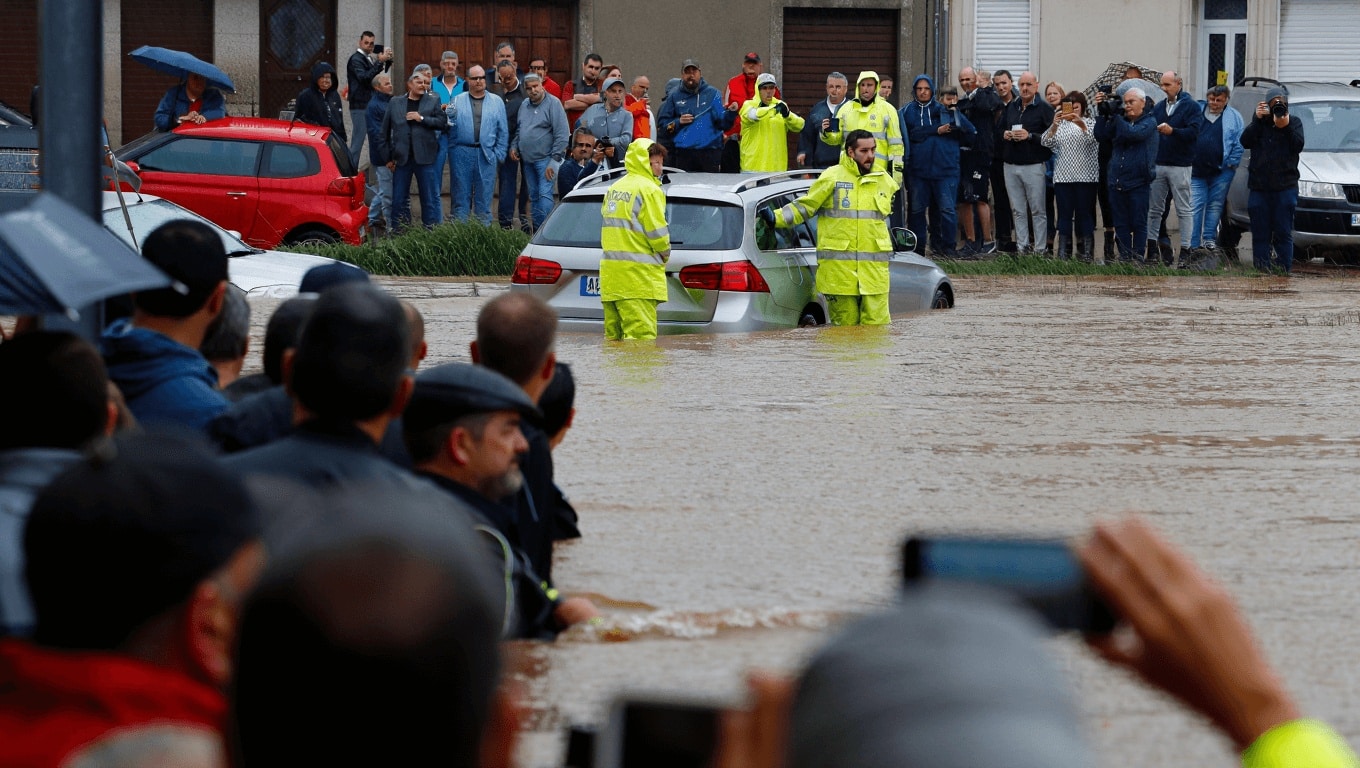 Torrential downpours of rain in eastern Spain: Red 'severe risk' weather alerts activated in these areas today
