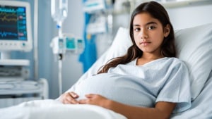 Births to teenage mothers in Spain have fallen by almost 40% in the last decade