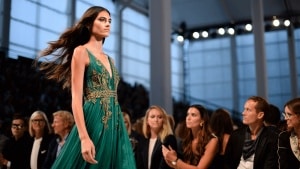 Los mejores desfiles de la Semana de la Moda de Milán: del lujo silencioso con flecos de Bottega Veneta a la fiesta de pijamas de Dolce &amp; Gabbana