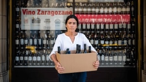 Un zaragozano diseña un vino con alma para luchar contra la metástasis: "Ha habido una persona que ha comprado 125 botellas"