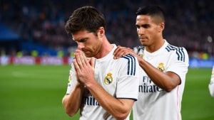 Karembeu defiende a Xabi Alonso tras la goleada en el derbi: "Es un paso más en el camino"
