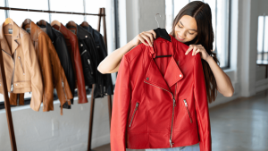 Chaquetas de cuero originales y femeninas que marcan la diferencia en tus estilismos