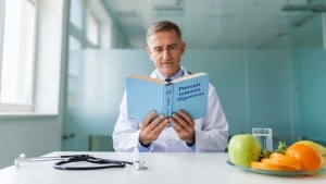 Ya disponible el libro «Prevenir los tumores digestivos. Lo que necesitas saber para evitar el cáncer»