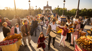 Conciertos, dulces típicos y mucha tradición: todos los planes para el puente de la Virgen de la Almudena en Madrid
