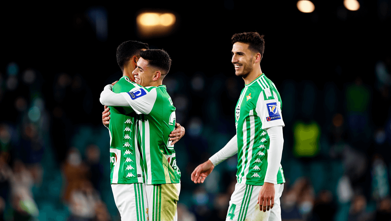 Los reencuentros de Sergio León con el Betis, de los abrazos al Chimy a la conversación con Joaquín