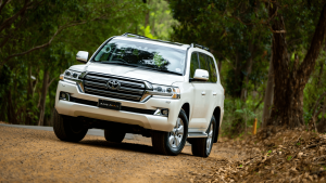 El hermano barato del Toyota Land Cruiser es más bonito