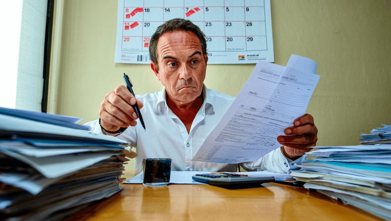 Bureaucracy costs each self-employed person in Spain some 200 hours in lost time and 3,000 euros per year