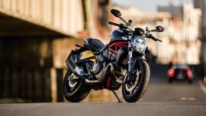 La nueva Monster de Ducati, sin duda, la más bonita de la historia