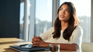 Tu horóscopo de mañana, miércoles, 17 de diciembre de 2025: Amor, trabajo y salud bajo la mirada de los astros