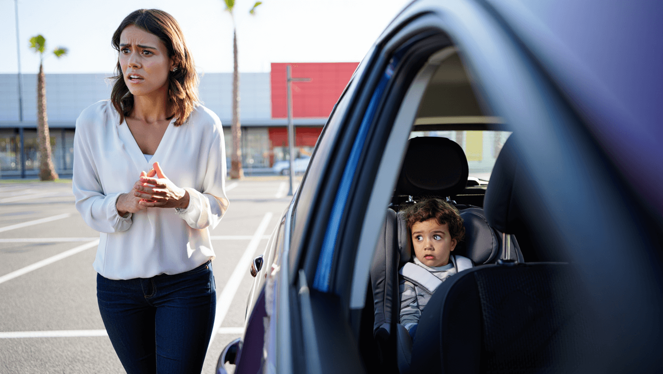 Sentenced to nine months in prison for leaving her two-year-old son alone in the car for 40 minutes in Almeria