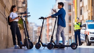 DGT clarifies obligation to register electric scooters in Spain in 2026