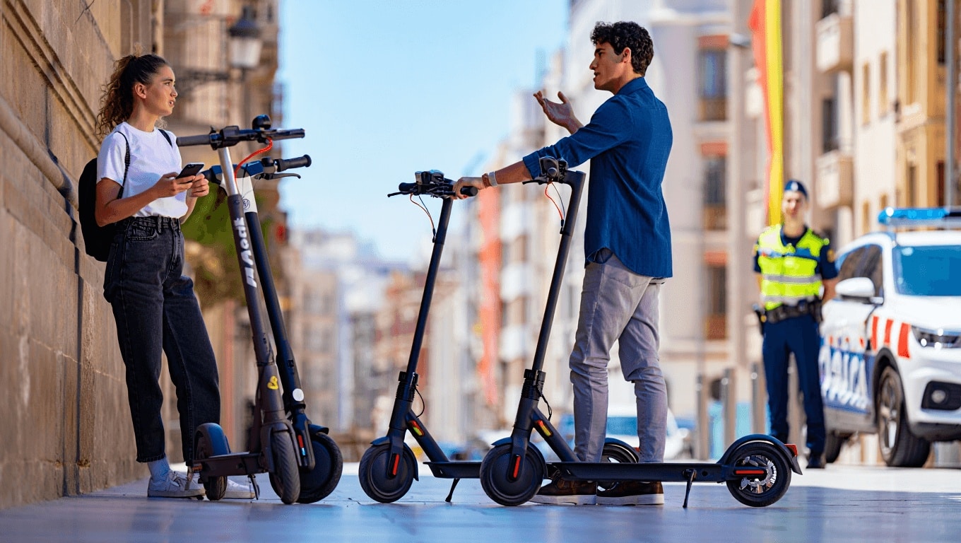 DGT clarifies obligation to register electric scooters in Spain in 2026