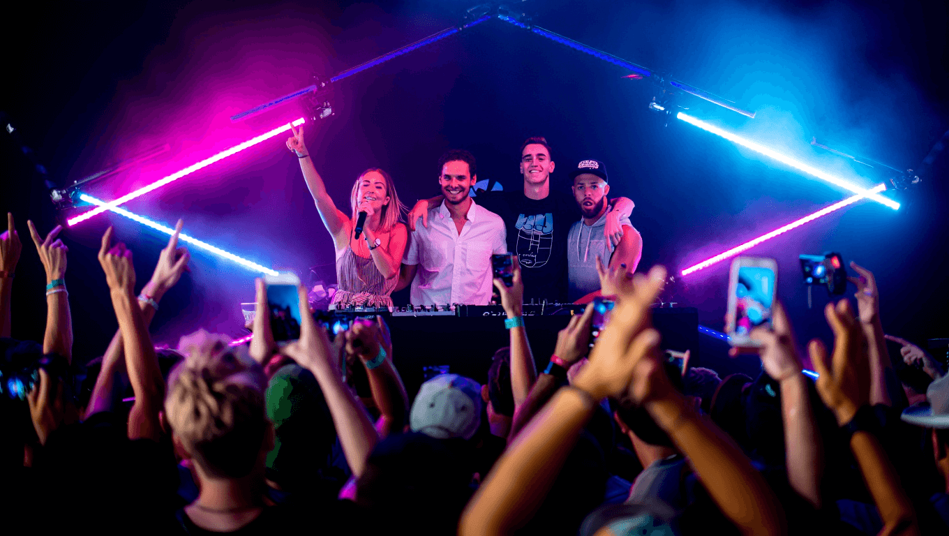Bresh regresa a Amnesia Ibiza con Sebastián Yatra, Bizarrap y Lola Índigo por su tercera temporada