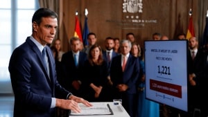 Spain's Prime Minister, Pedro Sánchez, announces increase in minimum wage