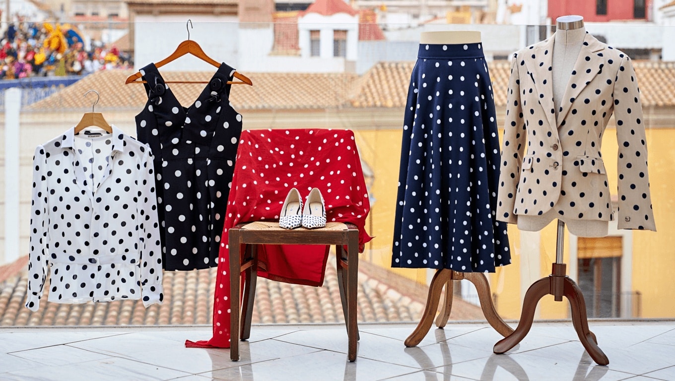 De la Semana Santa a la Feria de Abril: seis básicos con estampado de lunares que sientan bien a cualquier edad