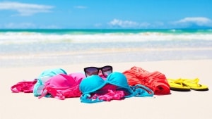 Todos los bañadores y bikinis que tienes que tener en el radar para llevar en tu maleta de Semana Santa