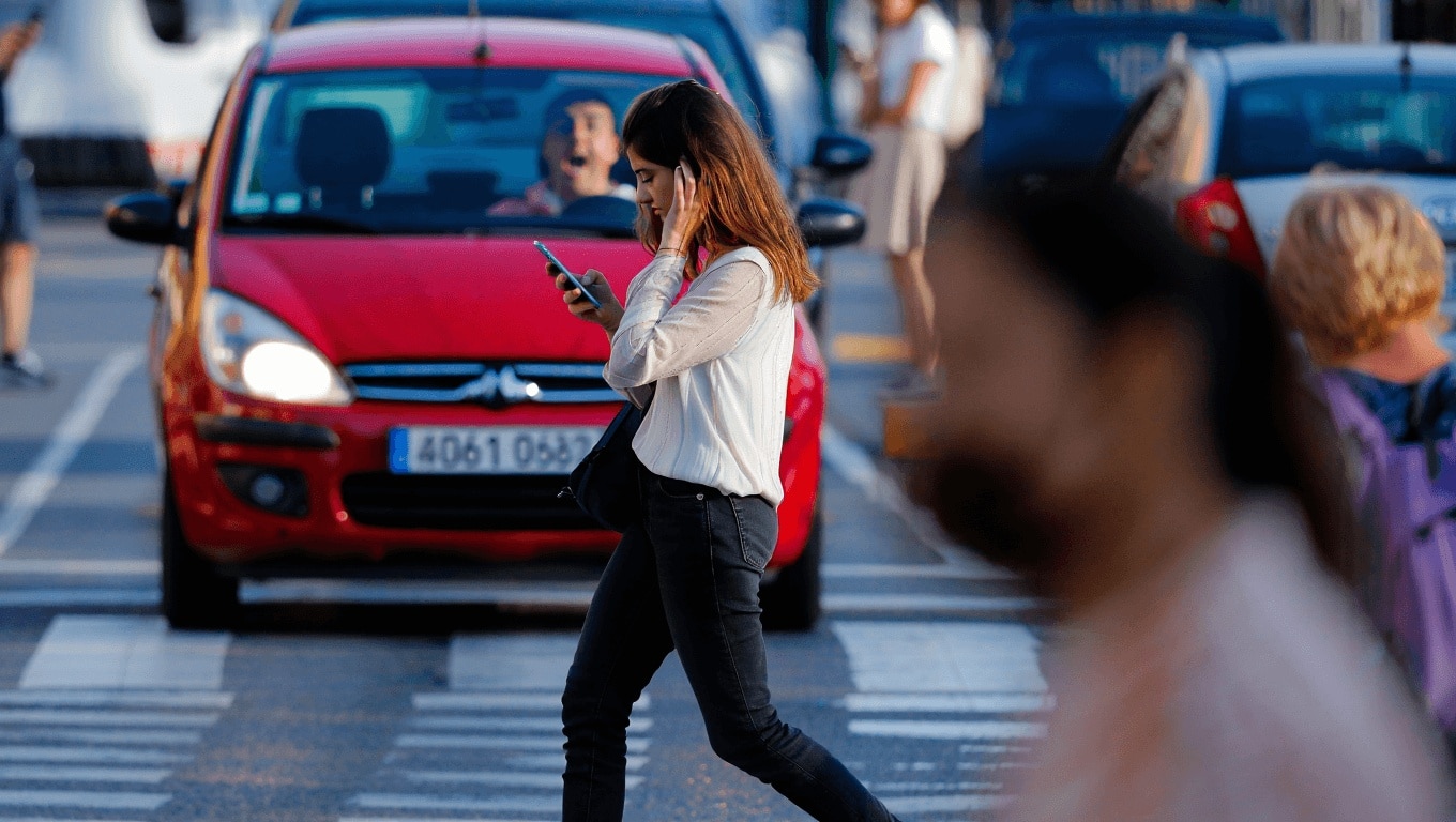 'Zombie pedestrians': DGT launches Easter road safety campaign as such accidents skyrocket