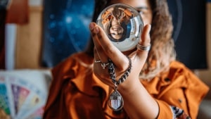 Descubre cómo los astros influirán en tu día: El horóscopo para mañana, martes, 10 de marzo de 2026