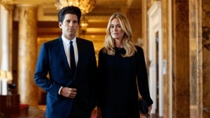 De qué va ‘Love Story: John F. Kennedy Jr. y Carolyn Bessette’, la serie de Ryan Murphy que se ha convertido en un éxito muy polémico