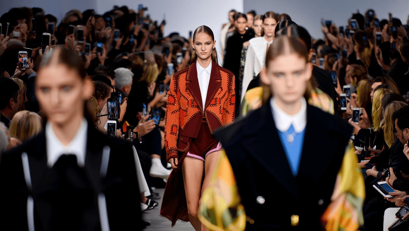 Los mejores desfiles de la Semana de la Moda de Milán: de las capas superpuestas de Prada al primer desfile de la nueva era de Giorgio Armani