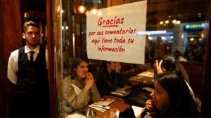 Barcelona restaurant avenges bad reviews by revealing customers' personal data and sexual orientation