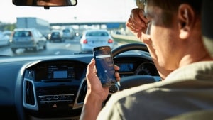 Android Auto y Samsung provocan el caos en Semana Santa. Los móviles Galaxy no paran de fallar (solución)