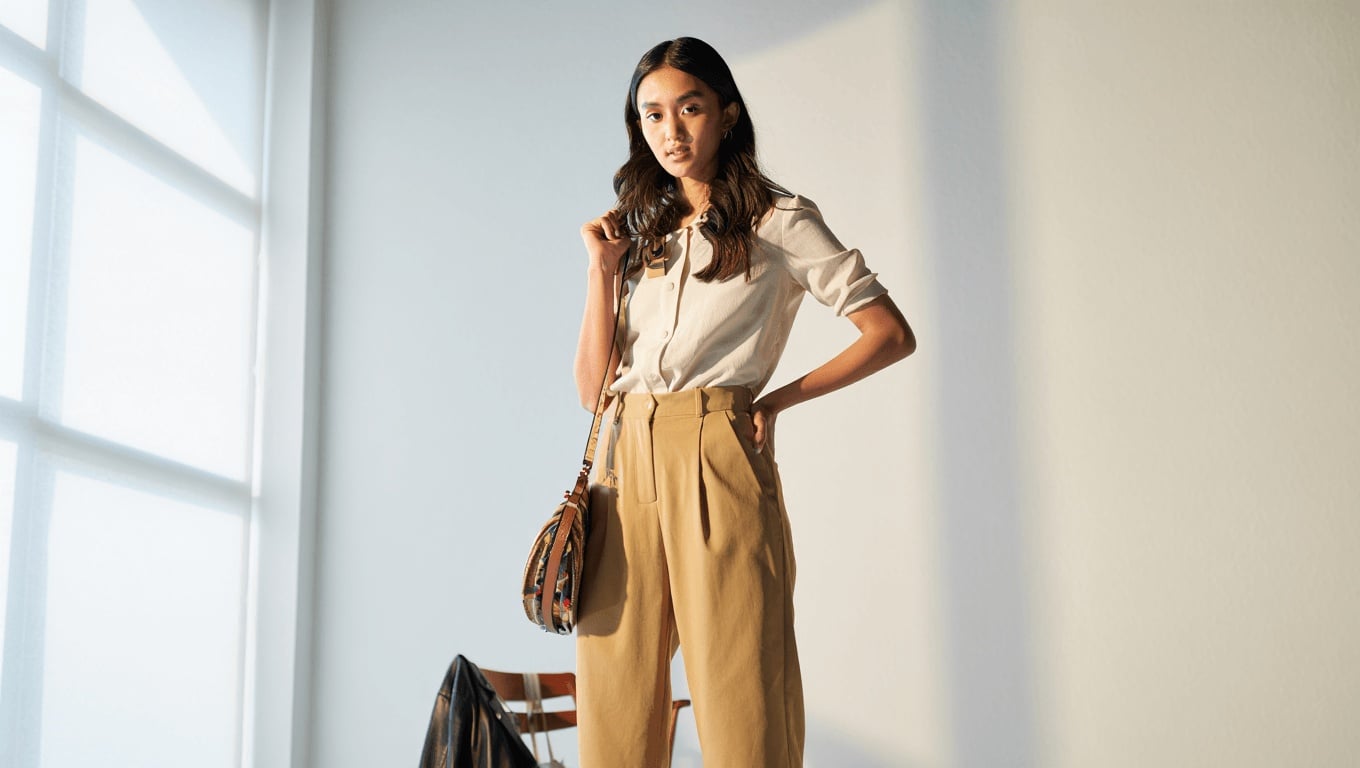 Cómo combinar pantalones capri sin parecer sacada de los 2000
