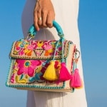 Cuál es el bolso más especial del verano para elevar los looks diarios más aburridos