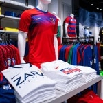 Equípate para el Mundial de fútbol 2026 con las colecciones deportivas de Bershka, Zara o Brownie