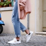 El regreso de las zapatillas de lona que llevábamos de pequeños: el icono de los 90 que ya ha reinterpretado Prada