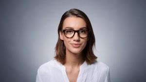 Cómo saber qué gafas te quedan bien: la guía definitiva según la forma de tu cara