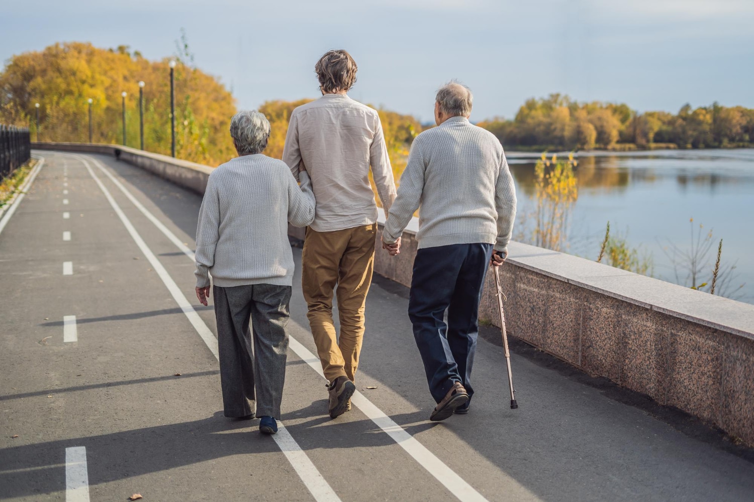 Edad, fragilidad y enfermedades crónicas, la combinación que más afecta al bienestar físico de personas institucionalizadas