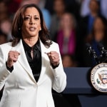 El traje blanco en política, más allá de una tendencia: uniforme de resistencia y solidaridad femenina