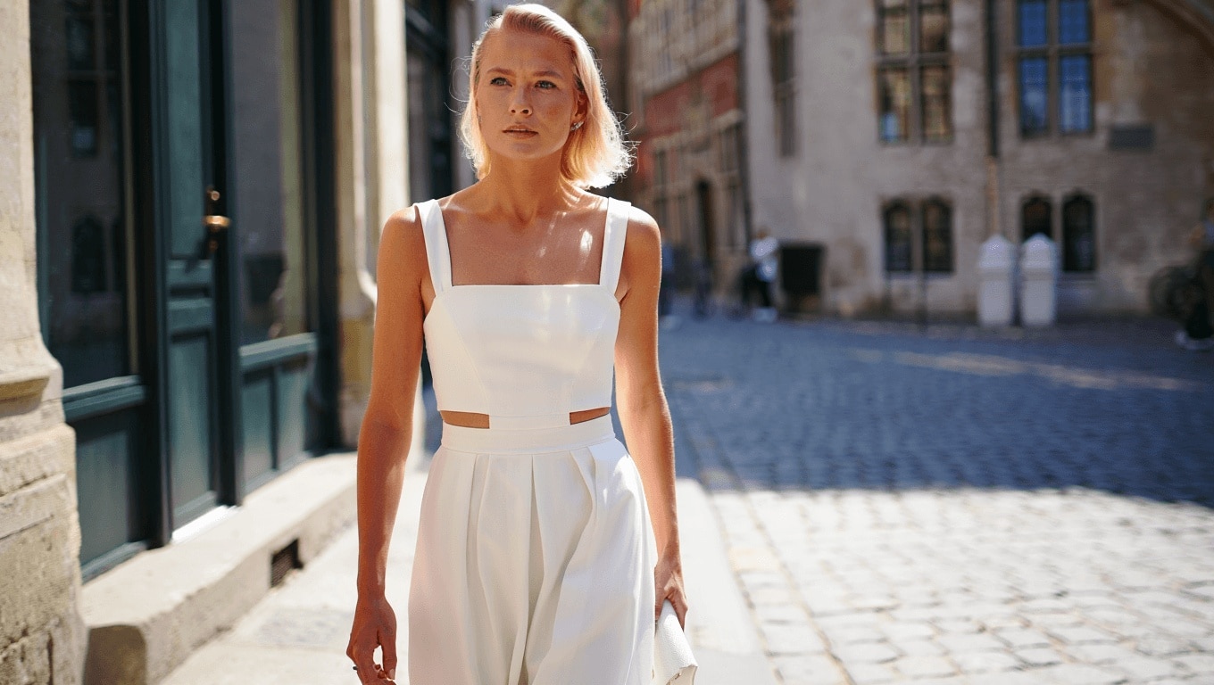 El vestido de verano que Grace Kelly convirtió en símbolo de elegancia vuelve a estar de moda (y rebajado)