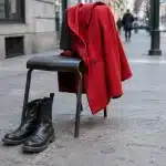 Abrigo de este color: la mejor compra de la temporada que no pasa de moda