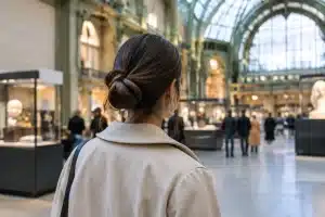 Anna Castillo en París: pendientes que nunca faltan en sus looks