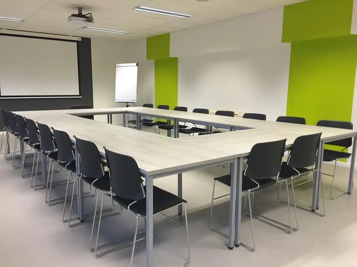 Profesionales sanitarios en formación sobre identidad de género y diversidad